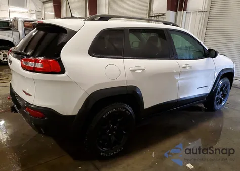 2018 Jeep Cherokee Trailhawk z USA, uszkodzony, nr VIN 1C4PJMBX0JD531982
